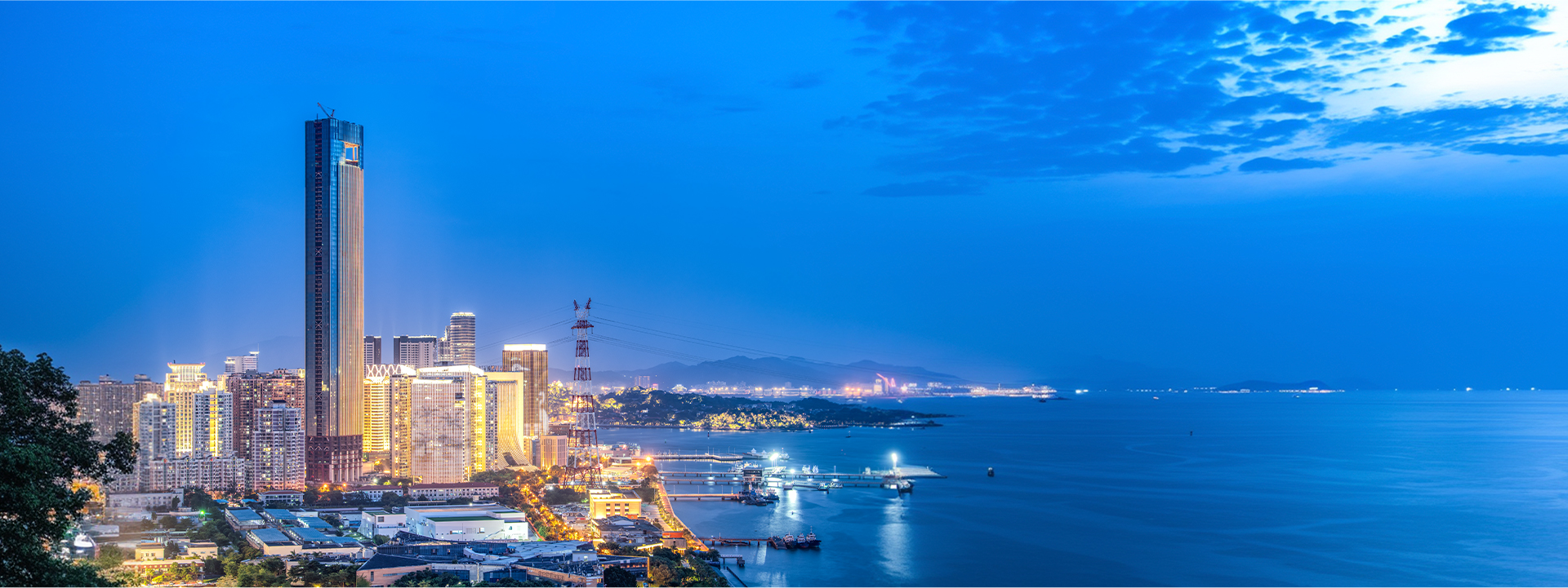 每一座城市地標都是一個堅朗展臺
